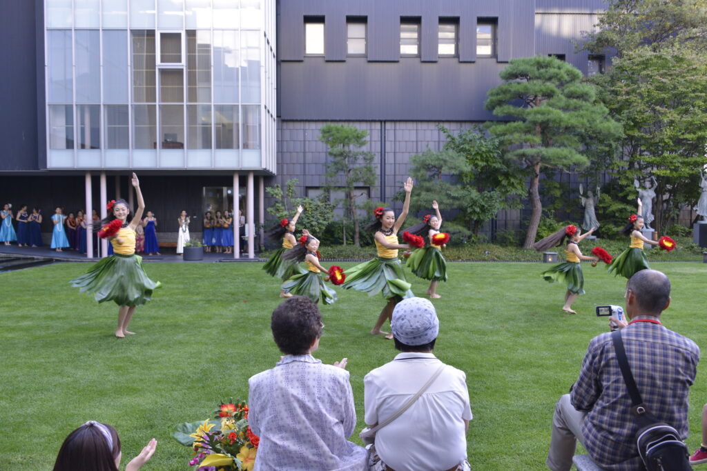 美術館で夕涼み2019